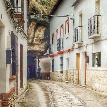 Vivienda Rural Los Tajos De Setenil Setenil De Las Bodegas Exterior photo