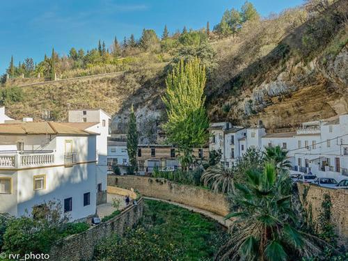 Vivienda Rural Los Tajos De Setenil Setenil De Las Bodegas Exterior photo